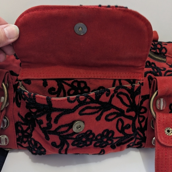 Lola Handbag Canvas Floral Embroidered Red Black Purse Whimsygoth - Picture 4 of 13